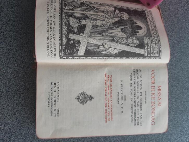 Missaal voor Elke Zondag - Katholiek Gebedenboek, Antiek en Kunst, Antiek | Religie, Ophalen of Verzenden