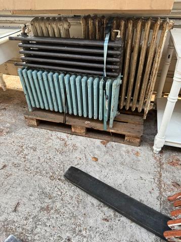 Gietijzeren radiatoren 7 stuks  beschikbaar voor biedingen