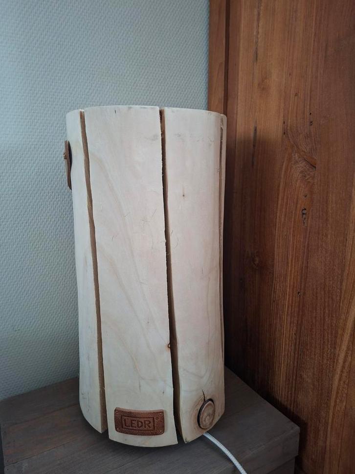 Ledr boomstam lamp met Dimmer, Huis en Inrichting, Lampen | Vloerlampen, Zo goed als nieuw, Minder dan 100 cm, Hout, Ophalen