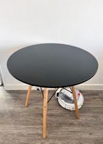 VERSA Round Dining / Patio Table & Chairs, Ophalen, 50 tot 100 cm, Rond, Scandinavian, Matt, Black