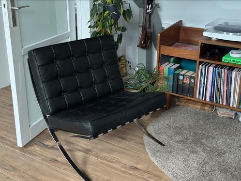 Barcelona chair zwart leder, uitstekende staat., Huis en Inrichting, Fauteuils, Zo goed als nieuw, Ophalen
