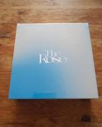 The Rose heal album blue version sealed met pc polaroid kpop, Ophalen of Verzenden, Zo goed als nieuw, Aziatisch
