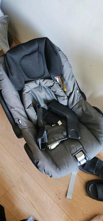 Maxi-Cosi autostoel - veilig en comfortabel beschikbaar voor biedingen