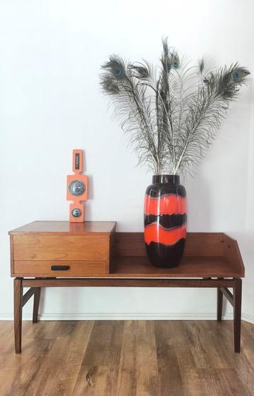 Laag vintage jaren 60 teak dressoir kaptafel  beschikbaar voor biedingen