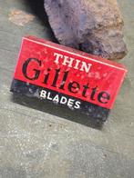 WWII US red Gillette 10 razor blades, Ophalen of Verzenden, Amerika, Embleem of Badge