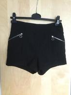 Dames korte broek, zwart mt S, Ophalen of Verzenden, Zo goed als nieuw, Zwart, Kort