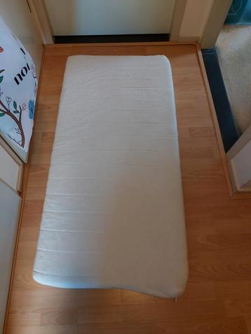 GRATIS baby matras 60x120 beschikbaar voor biedingen