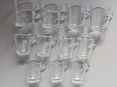 Verschillende glazen kopjes Nespresso (graag in één koop), Huis en Inrichting, Keuken | Servies, Gebruikt, Kop(pen) en/of Schotel(s)