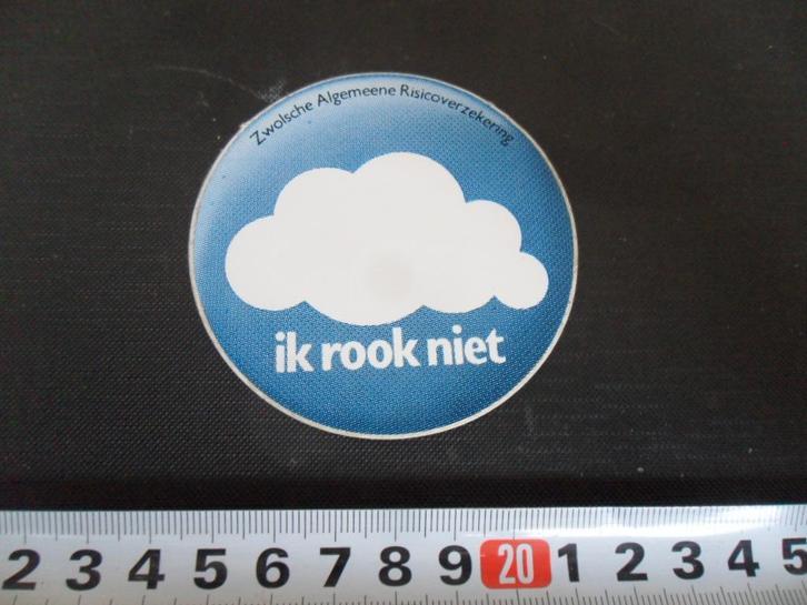 sticker Ik rook niet Zwolsche Algemene Risicoverzekering, Verzamelen, Stickers, Zo goed als nieuw, Ophalen