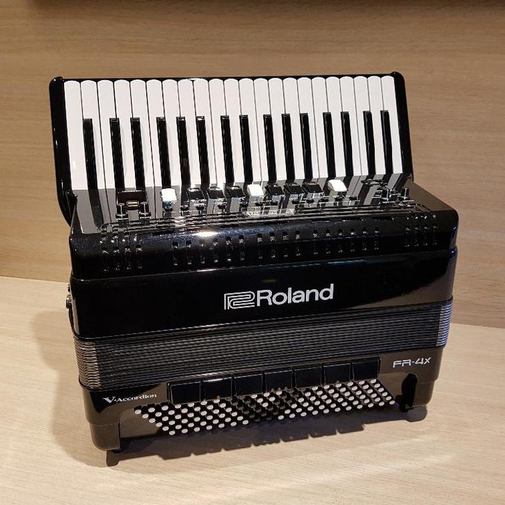 Roland FR-4X V-accordion occasion met garantie FR4X, Muziek en Instrumenten, Accordeons, Gebruikt, Toetsaccordeon, 120-bas, Overige merken