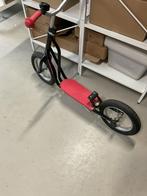 Kinderstep 12 inch met voetrem en standaard in nieuwstaat, Fietsen en Brommers, Steps, Ophalen, Zo goed als nieuw, Gewone step