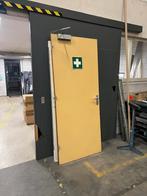 Hardhouten deur 210 x 87,5 x 4 cm, Doe-het-zelf en Verbouw, Deuren en Horren, Ophalen, 200 tot 215 cm, Hout, Buitendeur