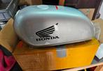 Nieuwe Honda benzinetank met tankdop, Motoren, Ophalen of Verzenden