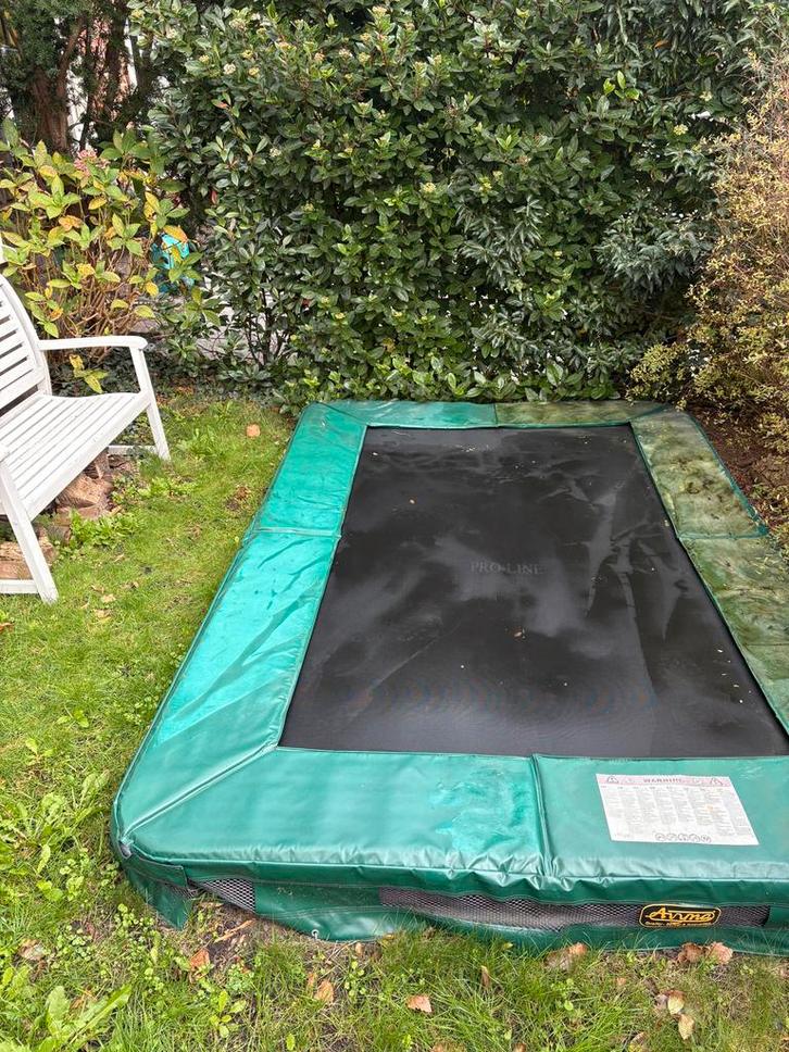 GRATIS Trampoline - Zelf demonteren, Kinderen en Baby's, Speelgoed | Buiten | Trampolines, Gebruikt, Ophalen