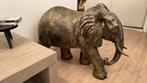 Olifant goudkleurig 125 cm lang materiaal polystone, Verzamelen, Beelden en Beeldjes, Ophalen, Nieuw, Dier