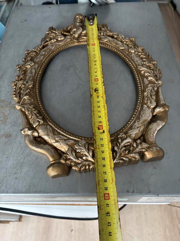 Ovale gouden fotolijst met cherubijn, Antiek en Kunst, Antiek | Spiegels, Minder dan 50 cm, Minder dan 100 cm, Ovaal, Ophalen