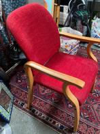 Senioren stoel, Huis en Inrichting, Ophalen, Gebruikt, Rood, Eén