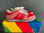 Nike SB Dunk Low EU 41 Stingwater Magic Mushroom, Wit, Nike, Ophalen of Verzenden, Sneakers of Gympen