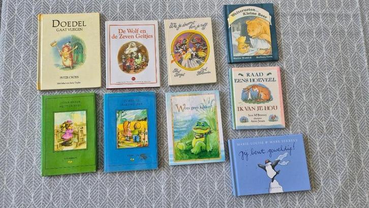 Diverse kleine sprookjes boekjes, Boeken, Kinderboeken | Kleuters, Zo goed als nieuw, Sprookjes, 4 jaar, Jongen of Meisje, Voorleesboek