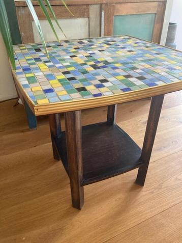 Tafeltje, mozaïek, jaren '50/'60, vintage beschikbaar voor biedingen