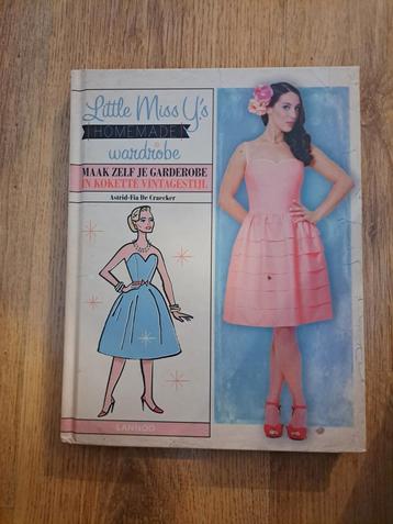 Little Missy's Homemade Wardrobe Boek beschikbaar voor biedingen