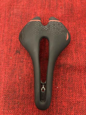 San Marco CFX Carbon Zadel - Nieuw! beschikbaar voor biedingen