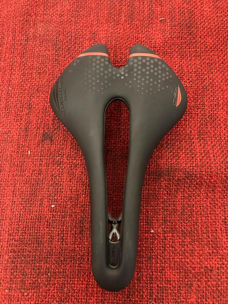 San Marco CFX Carbon Zadel - Nieuw!, Fietsen en Brommers, Fietsonderdelen, Nieuw, Racefiets, Zadel, Ophalen of Verzenden