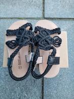 Sandaaltjes maat 21, Ophalen