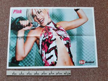 Poster  P!nk Pink Maat A2 44x62 cm Di-rect Hitkrant beschikbaar voor biedingen