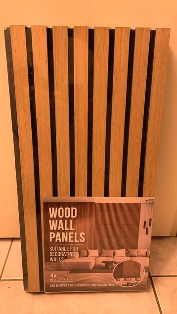 4 stuks latten wand paneel nieuw beschikbaar voor biedingen