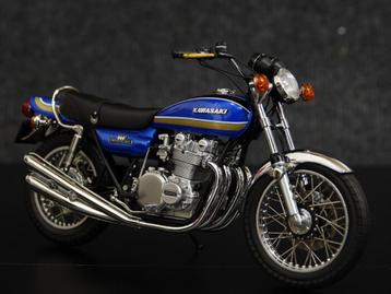 Minichamps 1:12 Kawasaki 900 Z1 Super 4  1972 blauw beschikbaar voor biedingen