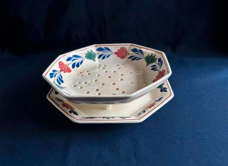 Boerenbont fruittest 483A, Huis en Inrichting, Keuken | Servies, Zo goed als nieuw, Schaal of Schalen, Boerenbont, Aardewerk, Ophalen of Verzenden