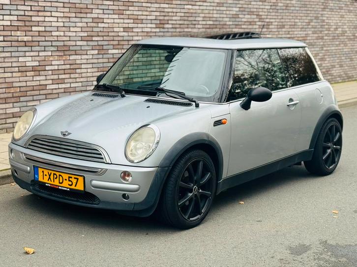 Mini Cooper One 1.6 16V 2002 Grijs APK PANORAMA, Auto's, Mini, Particulier, One, ABS, Airbags, Alarm, Boordcomputer, Centrale vergrendeling