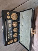 Goud apotheker gewicht set  antiek bakkeliet doosje, Ophalen of Verzenden