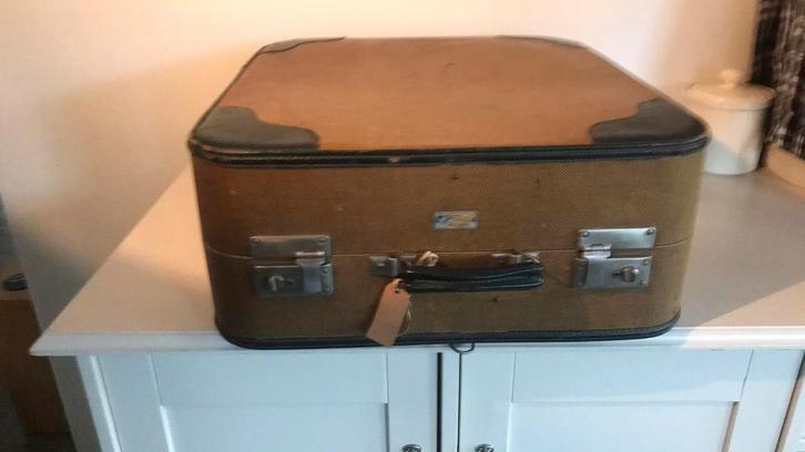 D425: LANCEL vintage koffer airbox 40er jaren zeer fraai, Sieraden, Tassen en Uiterlijk, Koffers, Gebruikt, Leer, Ophalen of Verzenden