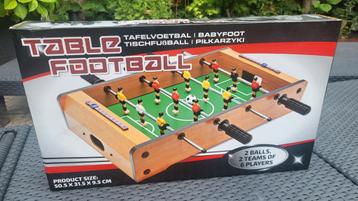 Tafelvoetbalspel -  - Nieuw in doos beschikbaar voor biedingen