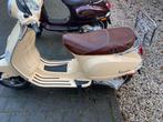 Vespa LX 50 2t. Brom onberispelijk 2009 11k km, Fietsen en Brommers, Scooters | Vespa, Nieuw, Vespa LX, Maximaal 45 km/u, Ophalen of Verzenden