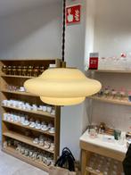 GEZOCHT: Retro Opaal Hanglamp, Huis en Inrichting, Ophalen, Gebruikt, Glas, Minder dan 50 cm