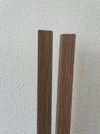 Eiken hout dessin plinten 5 stuks x 240cm, Doe-het-zelf en Verbouw, Plinten en Afwerking, Ophalen, Eiken, Zo goed als nieuw, 200 tot 250 cm