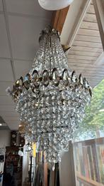 Grote kristallen lamp, Ophalen, Gebruikt