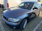 BMW 1-serie 120i AIRCO/LEER/CRUISE/PDC/NAVIGATIE/RIJDT SUPER, Auto's, BMW, 4 cilinders, 150 pk, Bedrijf, Handgeschakeld