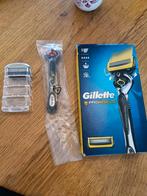 Gillette Proshield en Gilette fusion + 2 mesjes - Nieuw, Ophalen of Verzenden, Nieuw, Gehele gezicht, Reiniging