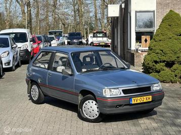 Opel Corsa 1.4i Swing | Keurige auto | Youngtimer | beschikbaar voor biedingen