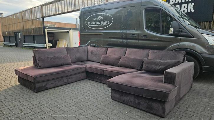 Leuke Nette Velvet u Loungebank (Bruin), Huis en Inrichting, Banken | Complete zithoeken, Gebruikt, Ophalen