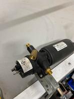 Lecomble&Schmitt  elektrohydraulische pomp 12v, Watersport en Boten, Ophalen of Verzenden, Zo goed als nieuw, Motor en Techniek