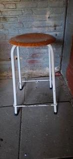 vintage krukken/ retro krukken / industriële krukken, Ophalen of Verzenden, Gebruikt, Met voetsteun, 60 tot 90 cm