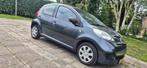 Peugeot 107 1.0-12V XR 5 DEURS AIRCO NIEUWE APK, Voorwielaandrijving, Euro 5, Gebruikt, 4 stoelen