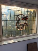 Oude glas in lood raamdecoratie, Ophalen