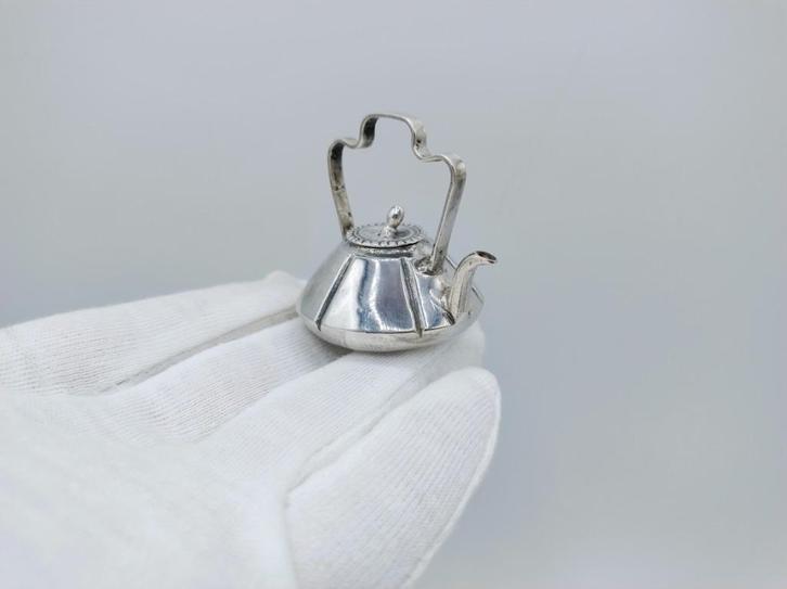 Zilveren miniatuur waterketel, Amsterdam, ca. 1725, Antiek en Kunst, Antiek | Goud en Zilver, Zilver, Verzenden