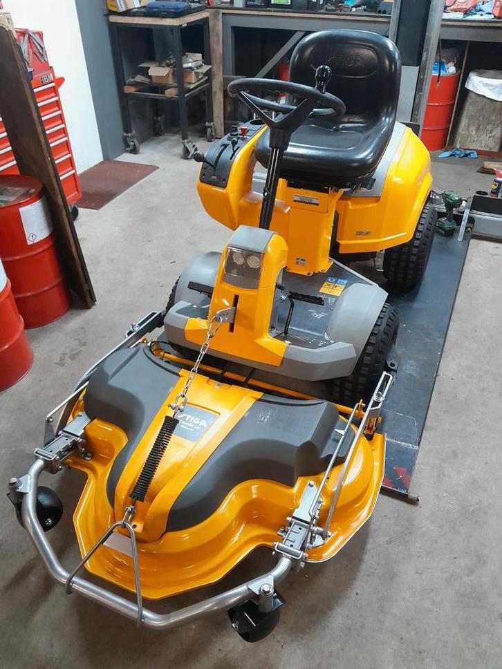 Stiga Park Excellent, Tuin en Terras, Zitmaaiers, Zo goed als nieuw, 90 tot 120 cm, Elektrische starter, Mulchfunctie, Ophalen of Verzenden